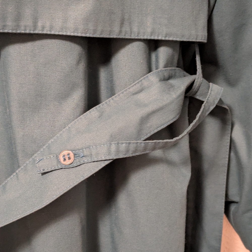 London Fog Vintage Trench Coat size 16 Reg. - Picture 9 of 9